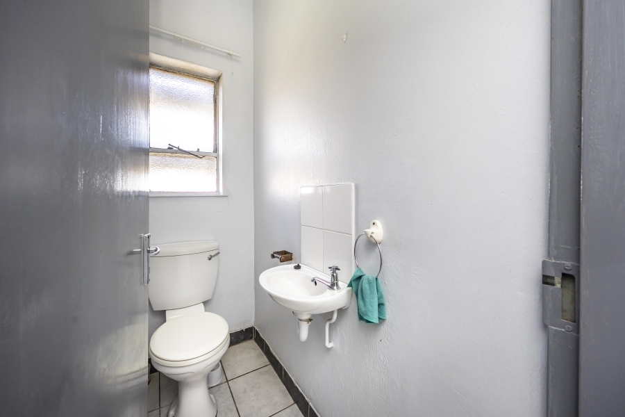 3 Bedroom Property for Sale in Southernwood Eastern Cape